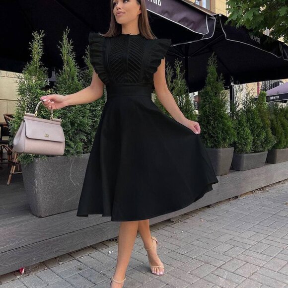 Black Dress - Picture 1 of 1